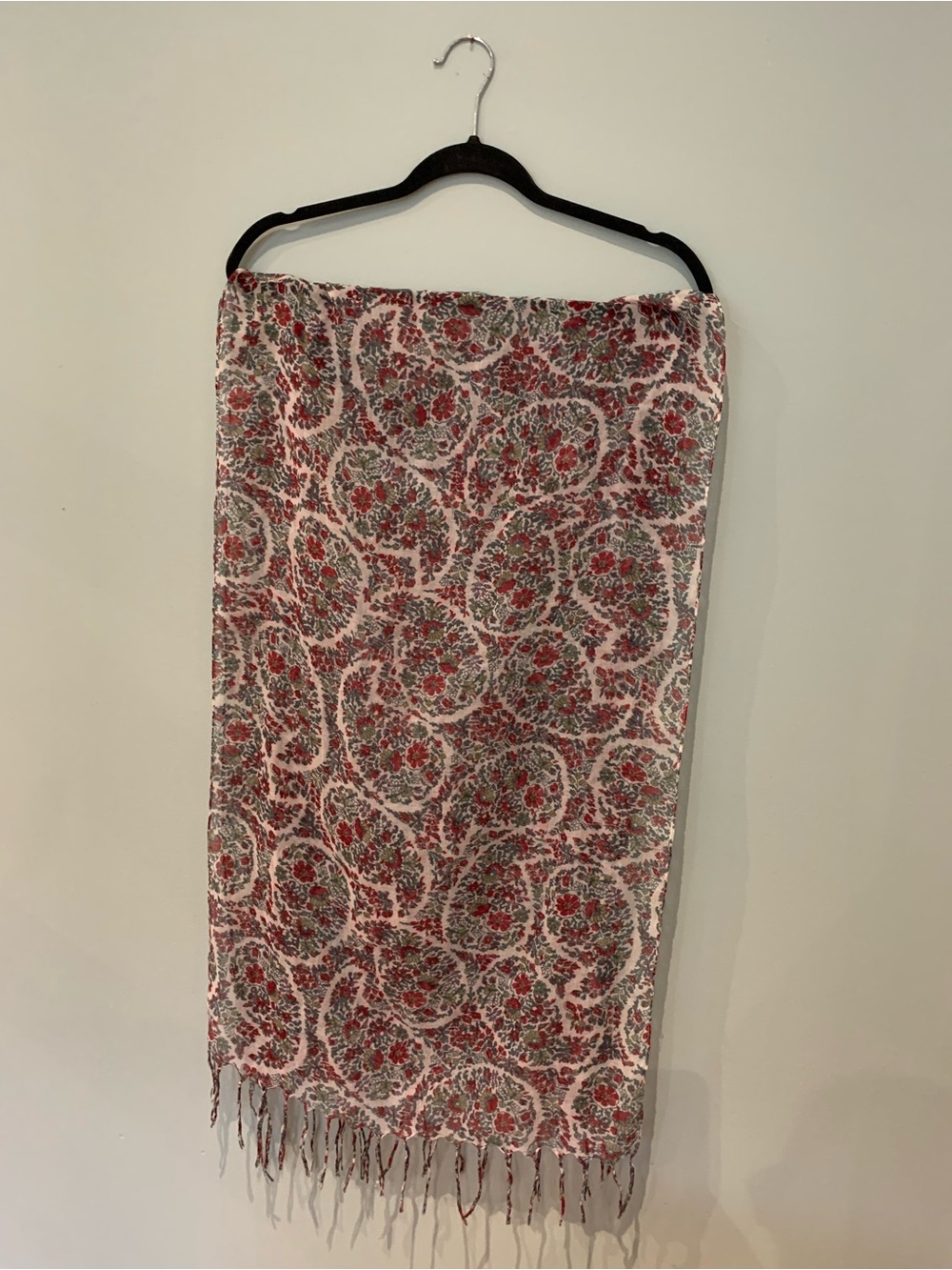 Source Unknown Red and Green Floral Paisley Scarf Wrap